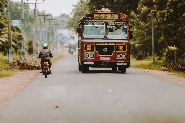 Bus-in-Sri-Lanka