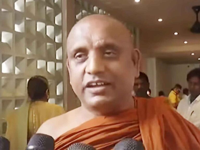 Venerable Ittekande Saddhatissa Thero Ready to Contest for Parliament with Pohottuwa