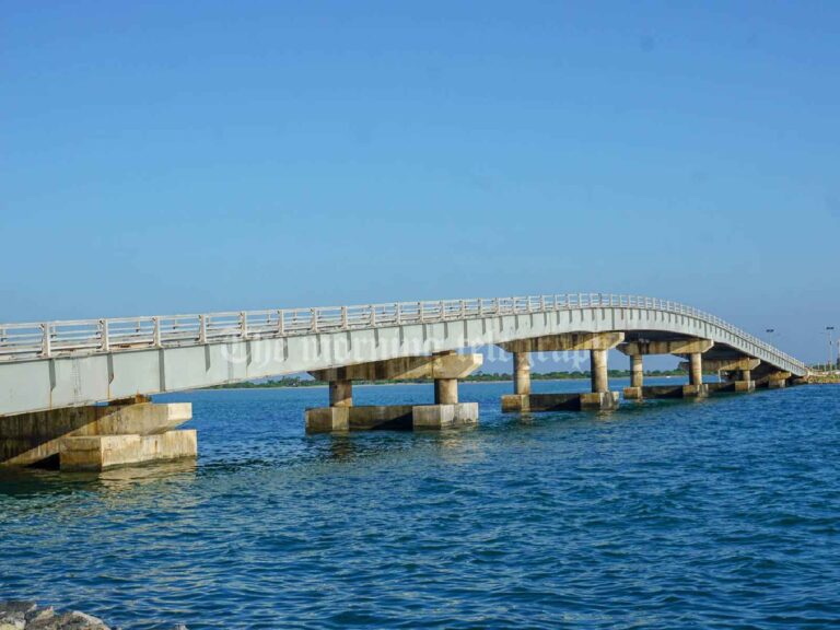 Sangupiddi Bridge, Built for Rs. 1 Billion, Now Prohibited for Heavy Vehicles Due to Poor Quality