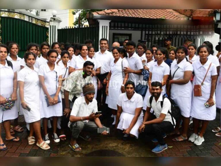 A Group from Jaffna Came Unannounced to Meet the Health Minister