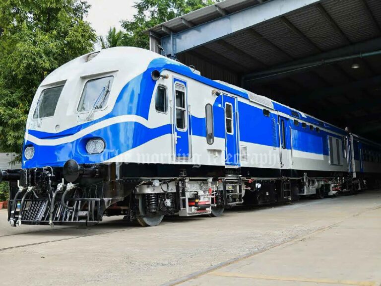 SLR Restores Colombo Fort-Thalaimannar Train Service