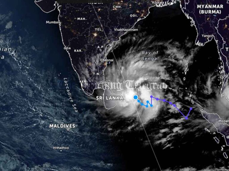 Red Alert Issued as Severe Cyclone Approaches Sri Lanka