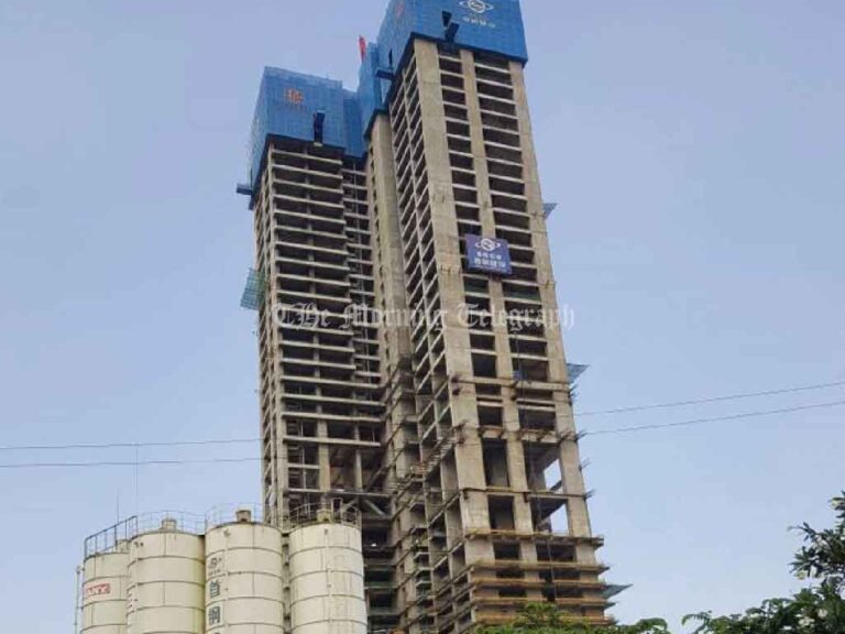 Economic Crisis Stalls Five High-Rise Building Projects Across Sri Lanka