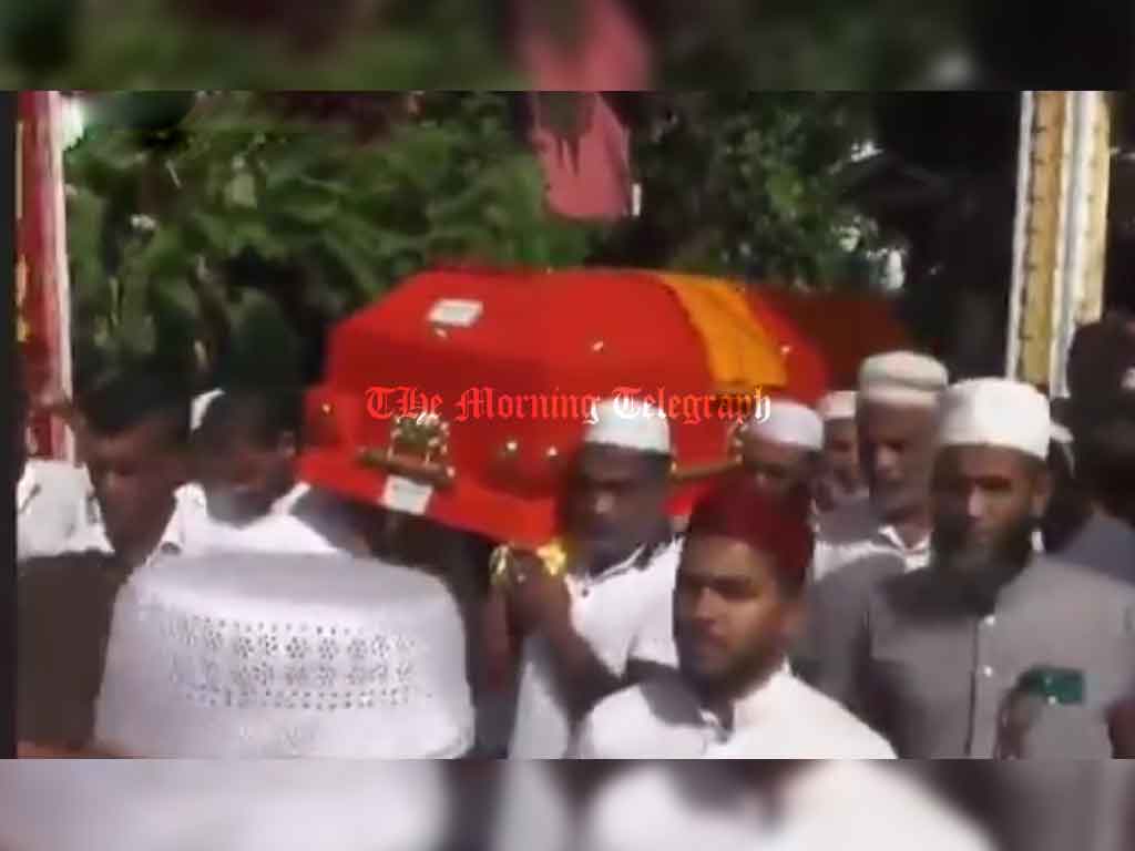 Muslims Honor Ven: Chandrarathana Thero at His Cremation Ceremony