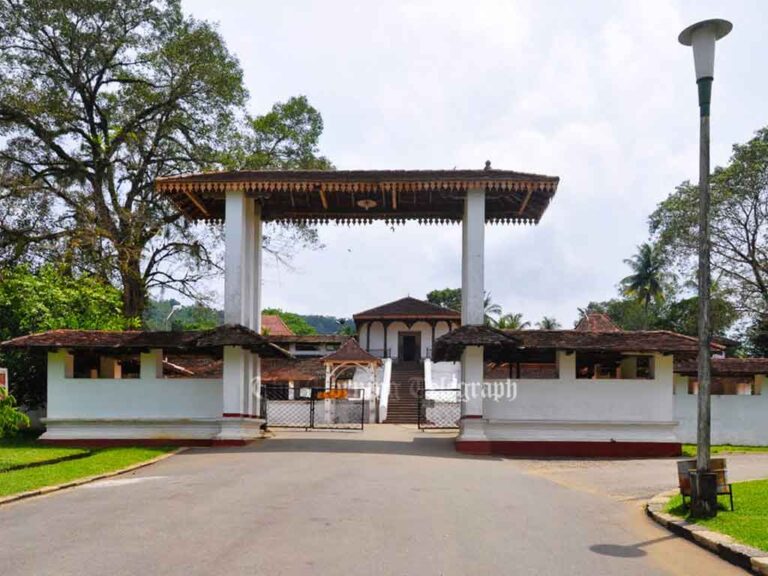 Safe of Sabaragamuwa Maha Saman Devalaya Sealed