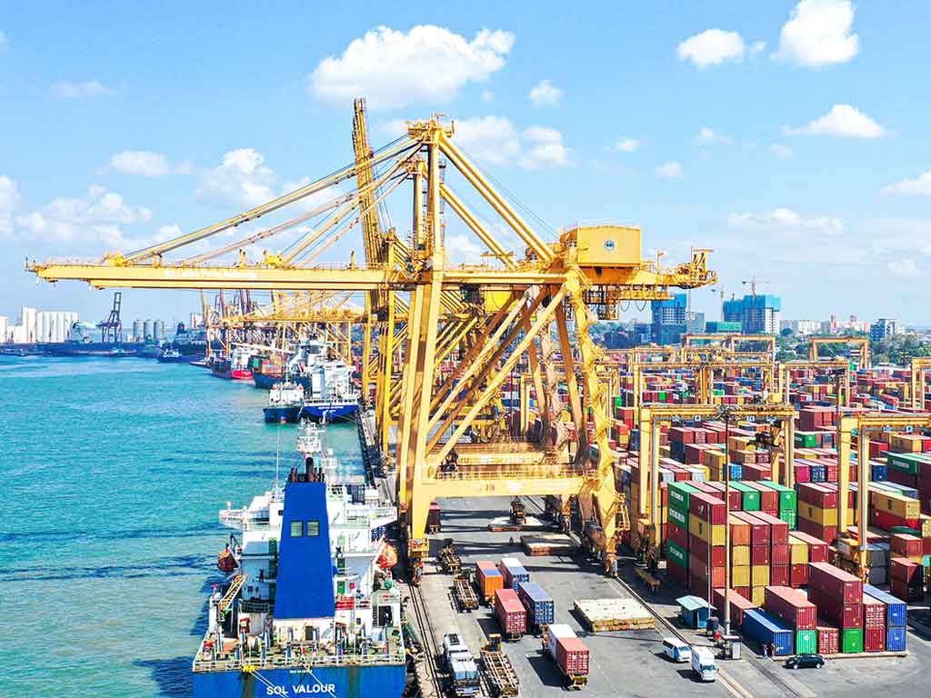 World’s Top Ten Shipping Companies Invited to Expand Colombo Port