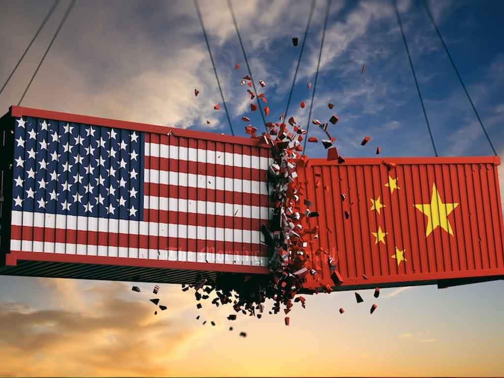 U.S.–China Trade Clash Escalates, Triggers Global Market Sell-Off