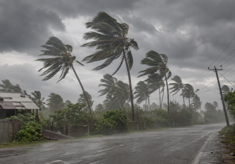 Sri Lanka strong winds during active south-west monsoon conditions under an Amber weather advisory