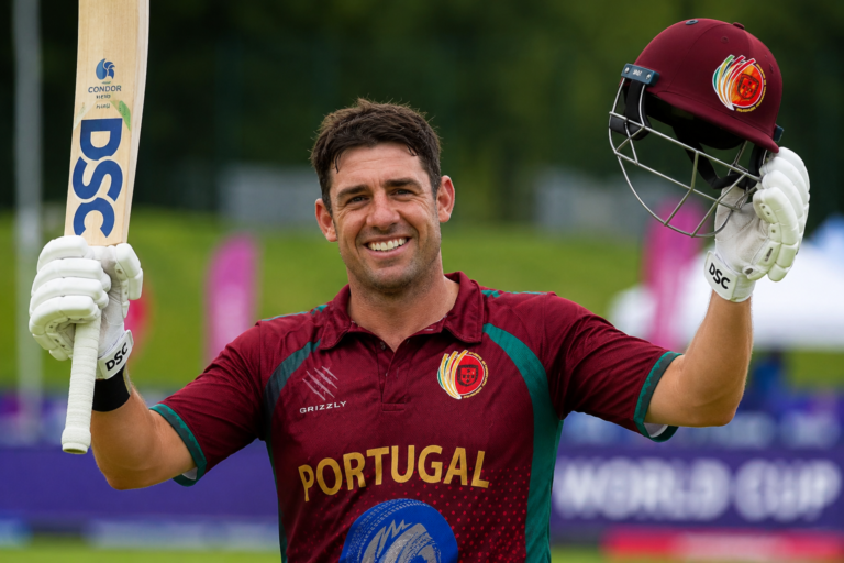 Moises Henriques century